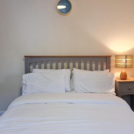 Grace Apartments - Living Rock Ashford  Ngoại thất bức ảnh
